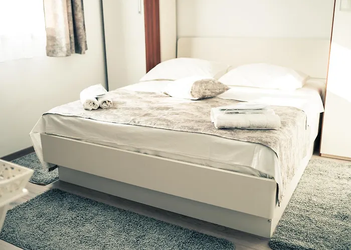 House R&r Makarska