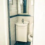 House R&r Apartament *