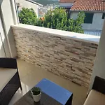 Διαμέρισμα House R&r